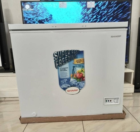 Sharp congelateur 320